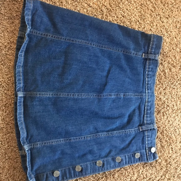 Denim button up skirt - Picture 4 of 7